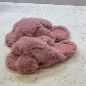 Pink Fuzzy Slippers, Auden, Women’s Size 9/10, Never Worn